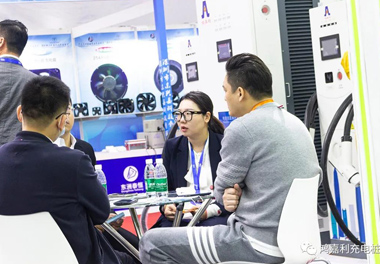 【展會(huì)風(fēng)采】鴻嘉利新能源2021深圳國際充電站（樁）設(shè)備展(圖13)